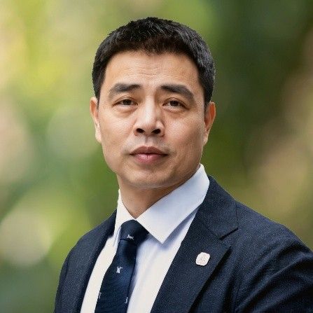 James Sze